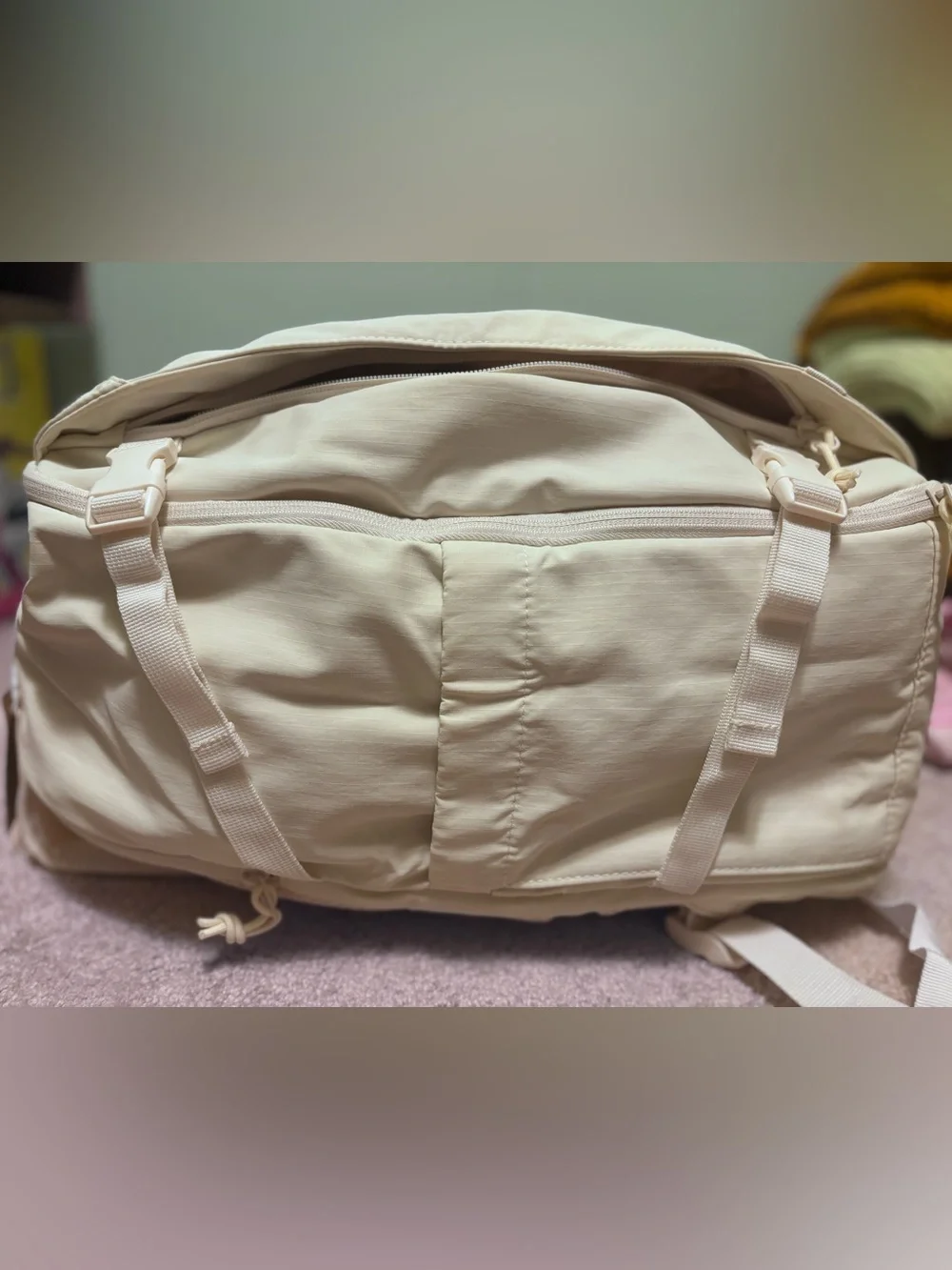 BAGSMART Travel Backpack – Cream – NWT